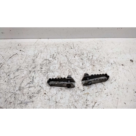 PAIRE REPOSE PIED - GILERA SMT SUPERMOTARD 50