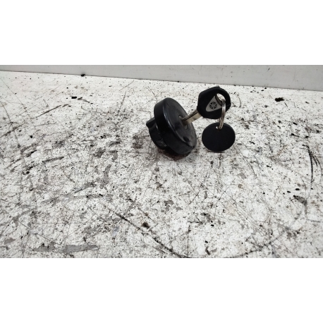 BOUCHON ESSENCE - YAMAHA T-MAX 530