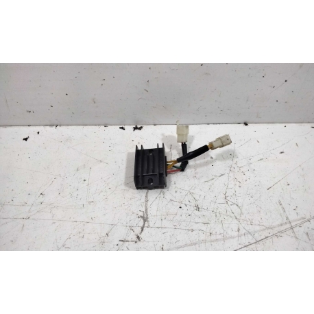 REGULATEUR DE TENSION - PEUGEOT KISBEE