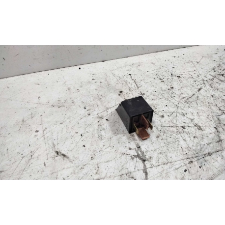 RELAIS DEMARREUR - APRILIA SR MOTARD