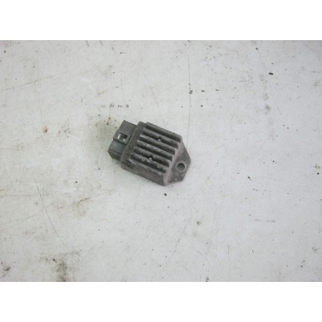 REGULATEUR - APRILIA RS 50 04/2010