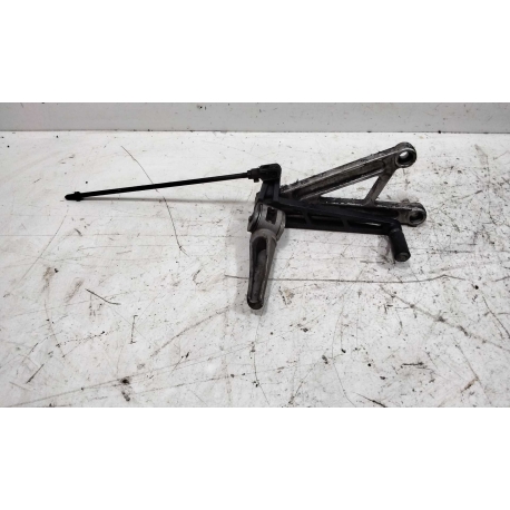 PLATINE DROITE - GILERA SC 125