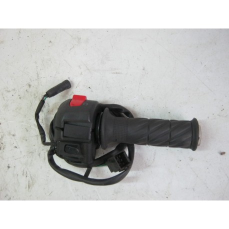 COMODO DROIT - APRILIA RS 50 04/2010