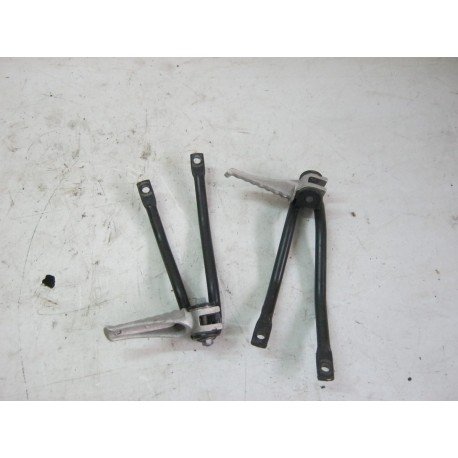 PAIRE DE PLATINE PASSAGER - APRILIA RS 50 04/2010