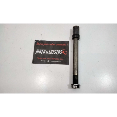 AXE DE ROUE AVANT - KAWASAKI Z 1000