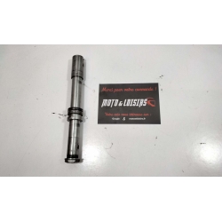 AXE DE ROUE AVANT - DUCATI MONSTER 796