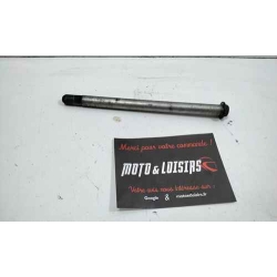 AXE DE ROUE - SUZUKI BANDIT 600